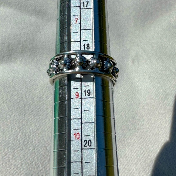 Amber Ring Size 8.5 with intricate wide band design - Picture 5 of 5